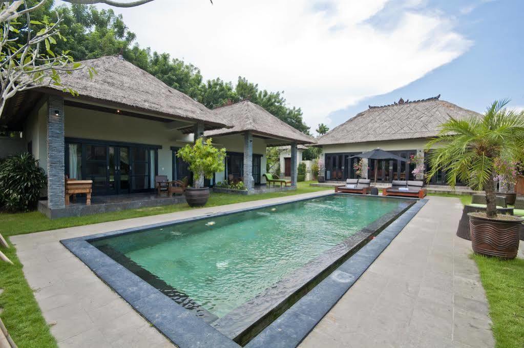 Villa Mahkota سمينياك المظهر الخارجي الصورة