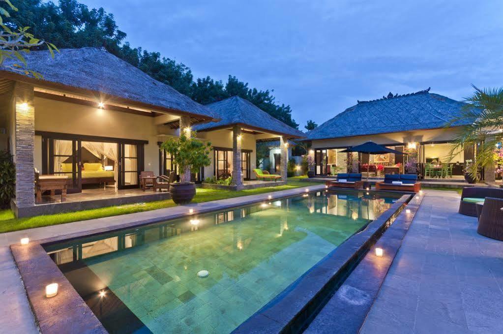 Villa Mahkota سمينياك المظهر الخارجي الصورة